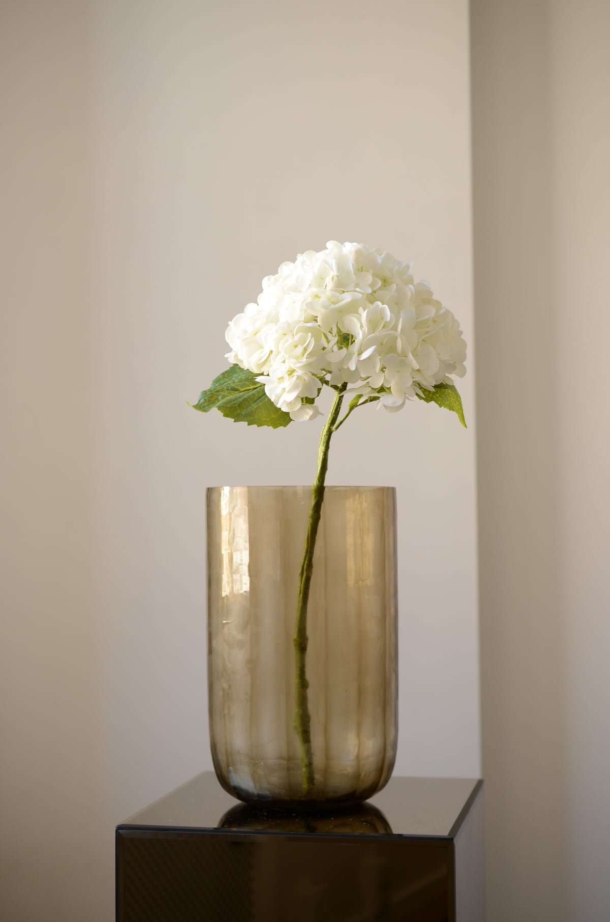 Kunstig hvid hortensia fra Bloomgaard