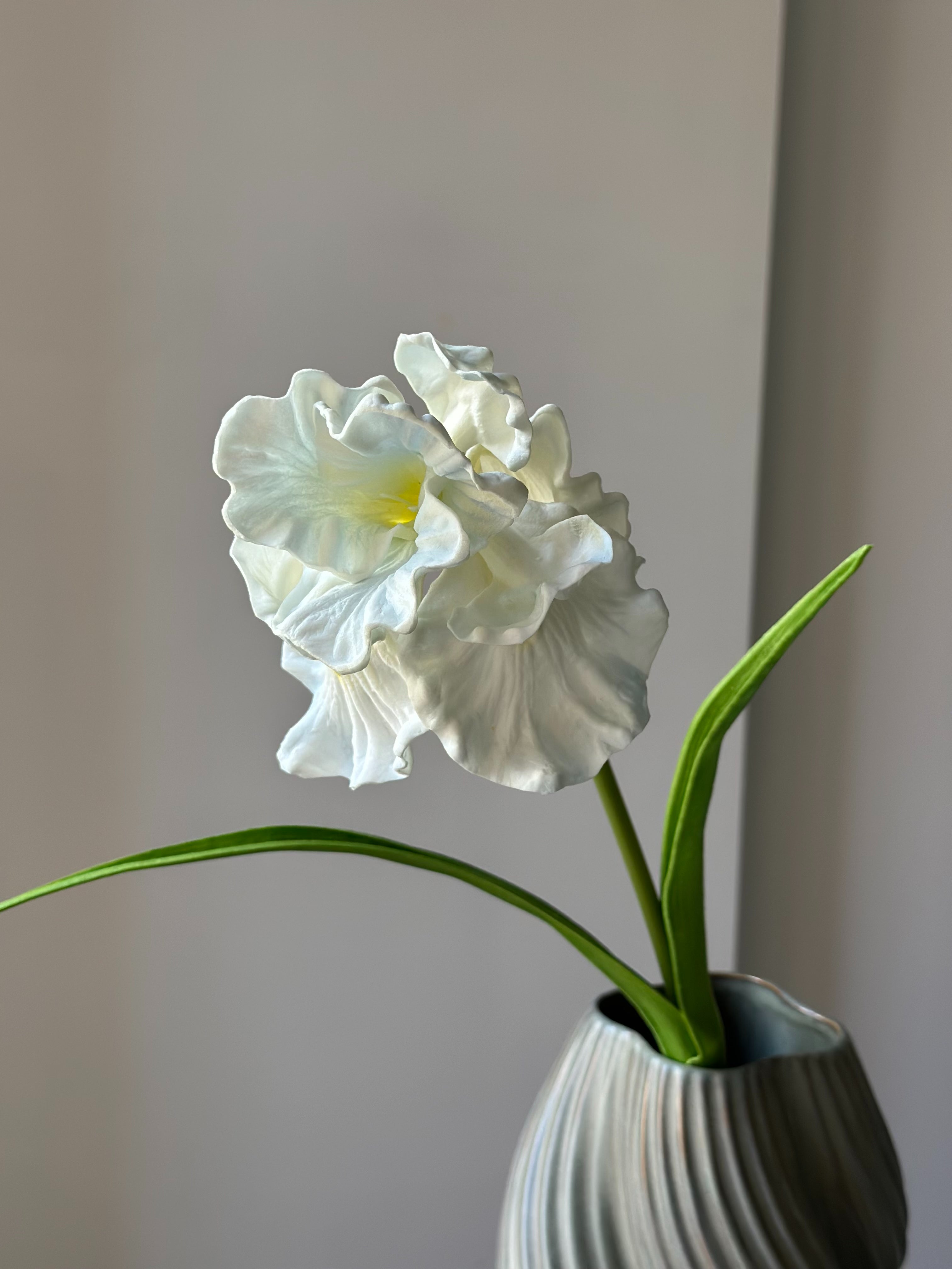 Kunstig hvid iris stilk fra Bloomgaard