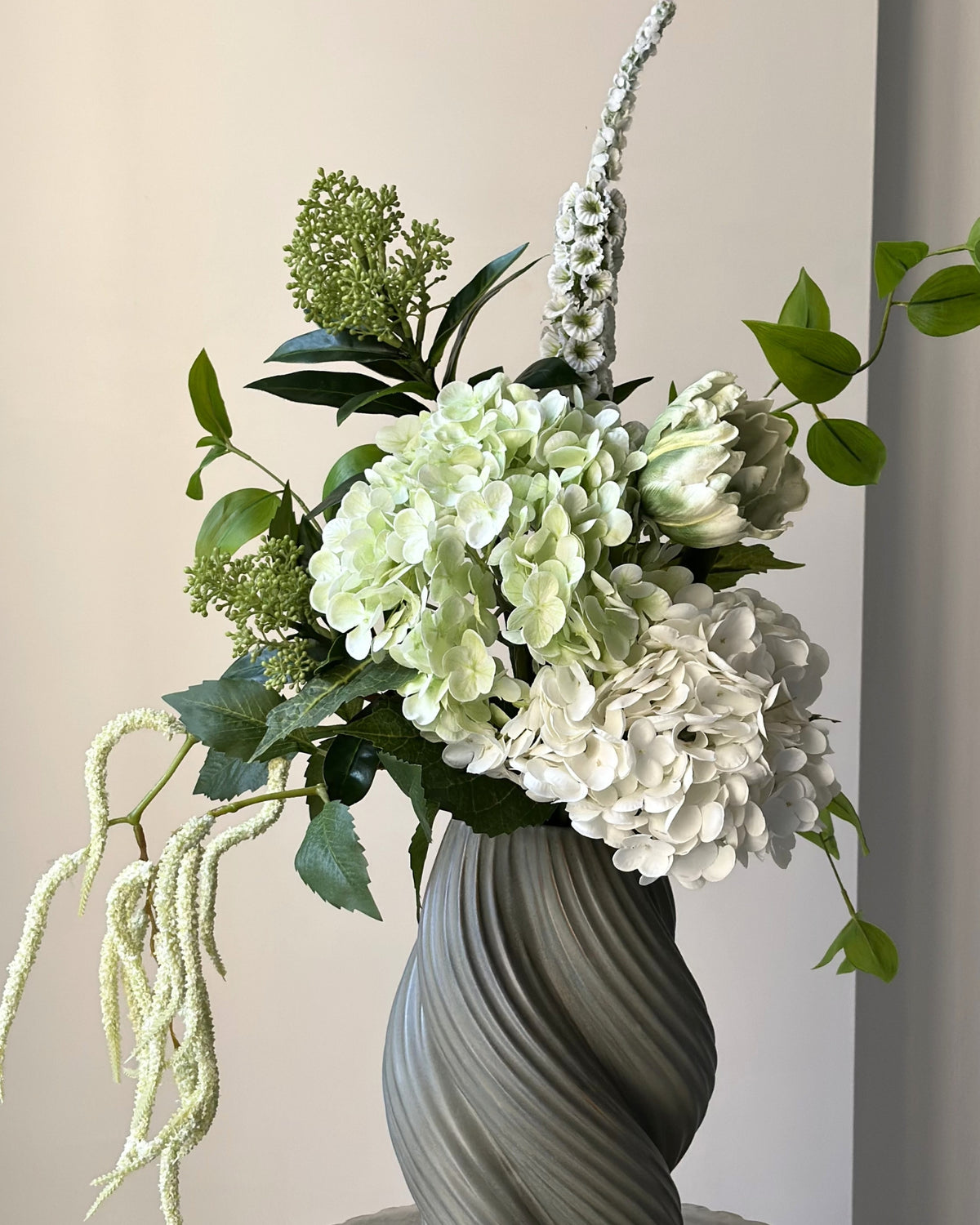 Lush Spring buket fra Bloomgaard