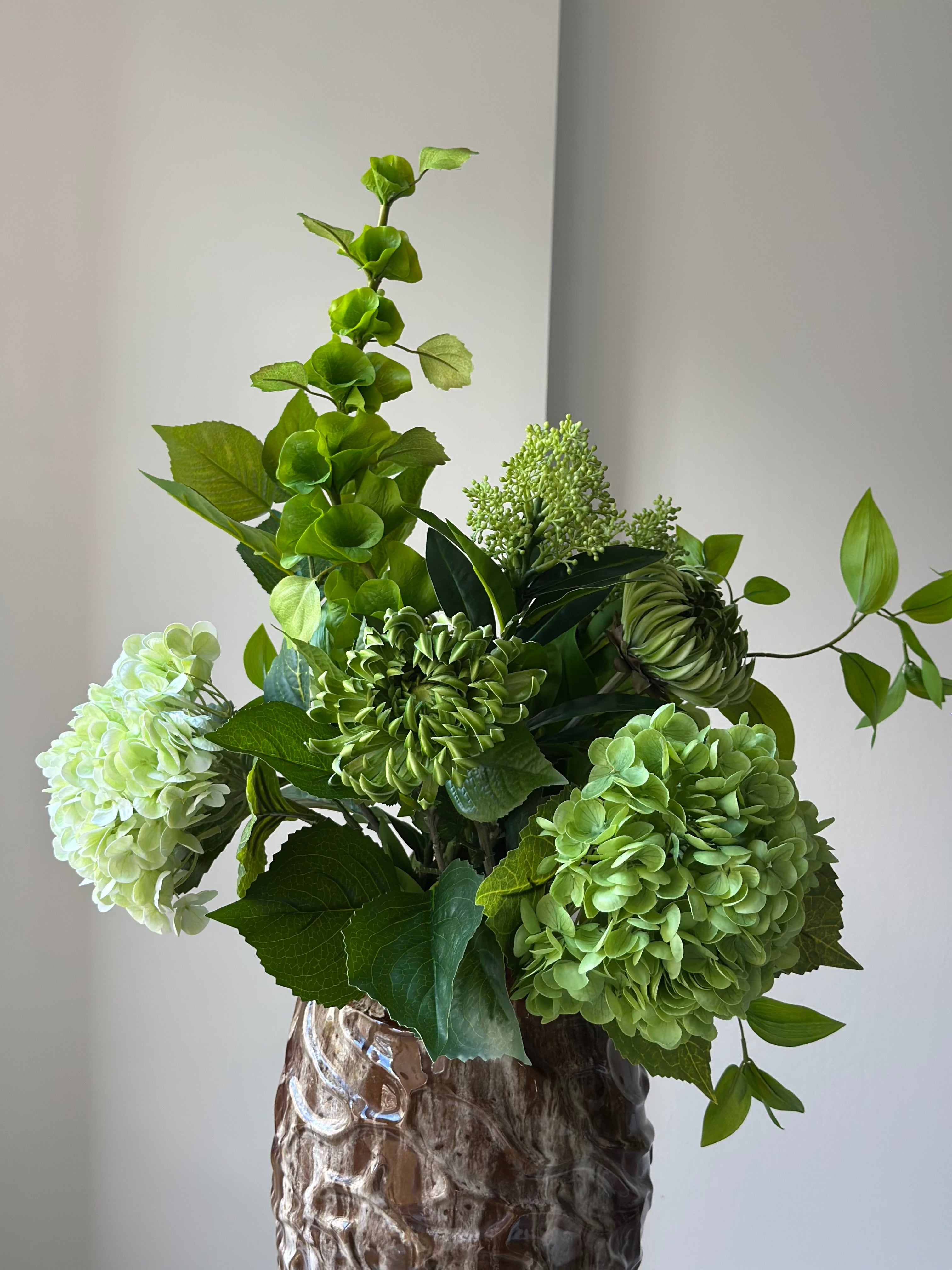 Kunstig blomsterbuket Green Orangery i grøn fra Bloomgaard