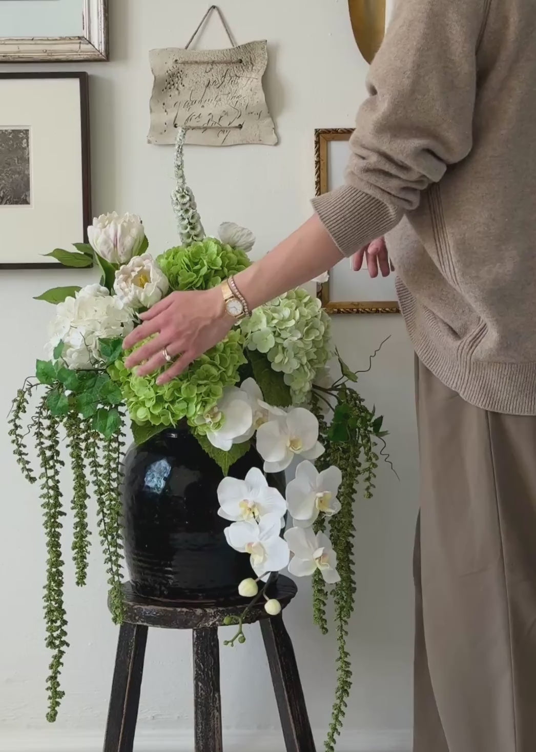 Load video: Grand Orchid Bouquet