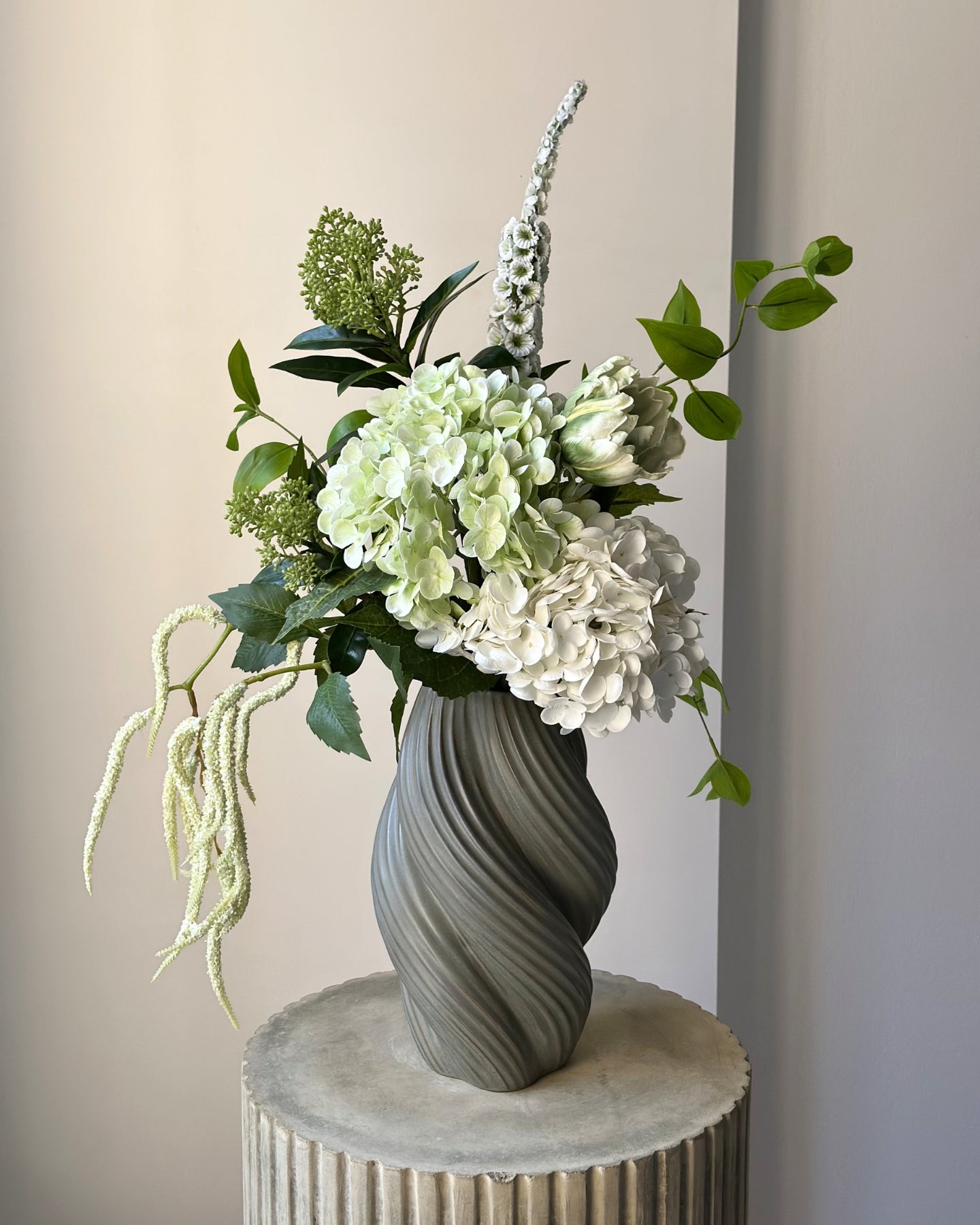 Lush Spring buket fra Bloomgaard
